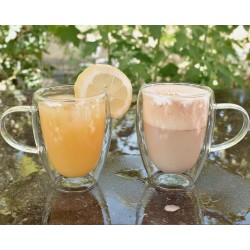 Doppelwandiges Glas mit Henkel 350 ml